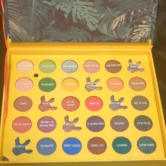Profusion Cosmetics Jurassic Park 30 Shade Palette - Picture 4 of 5